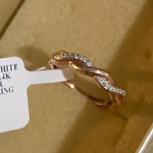 ENGILD - ROUND WHITE
DIAMOND ACCENT 14K
ROSE GOLD OVER
STERLING SILVER RING SIZE